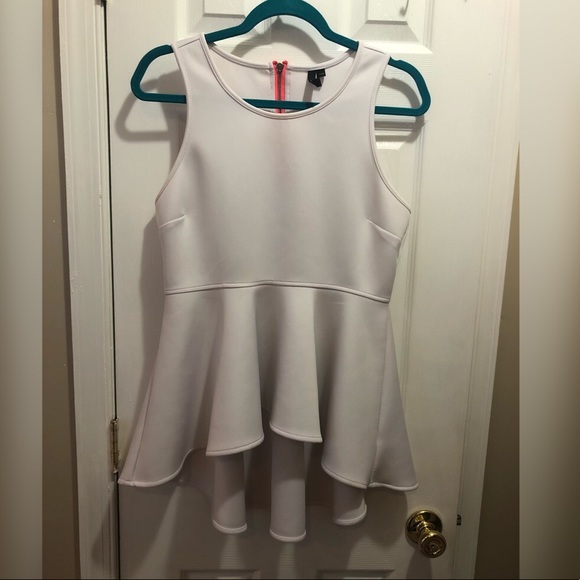 LabWorks Neoprene Material, Peplum Top - Picture 2 of 6